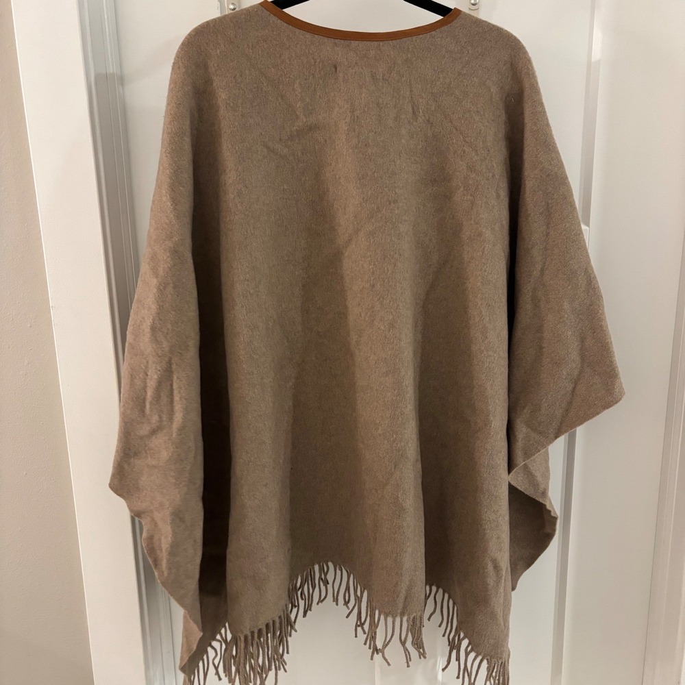 NWT‎ SLEEPER Medusa Wool Poncho Brown Leather Tie Fringe Size Small/Medium Soft - Picture 5 of 9